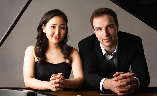 Severine Kim und Knut Hanßen sind als Solisten regelmäßig Gäste renommierter Festivals und Konzertreihen.